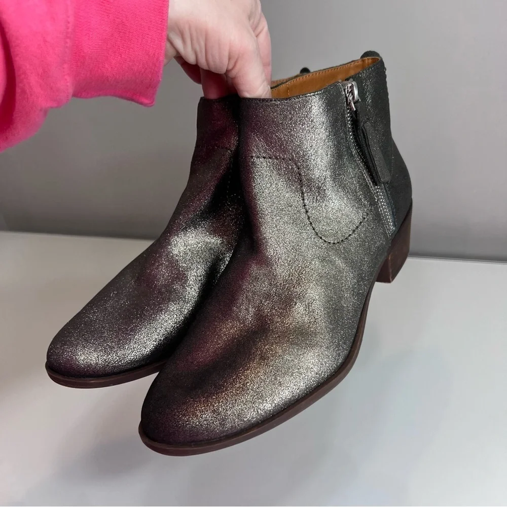 Lucky Brand pewter metallic leather ankle boots size 9.5